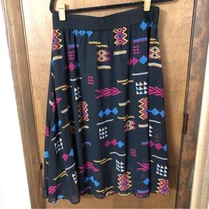 LulaRoe Lola Large midi skirt 
EXCELLENT USED CONDITION